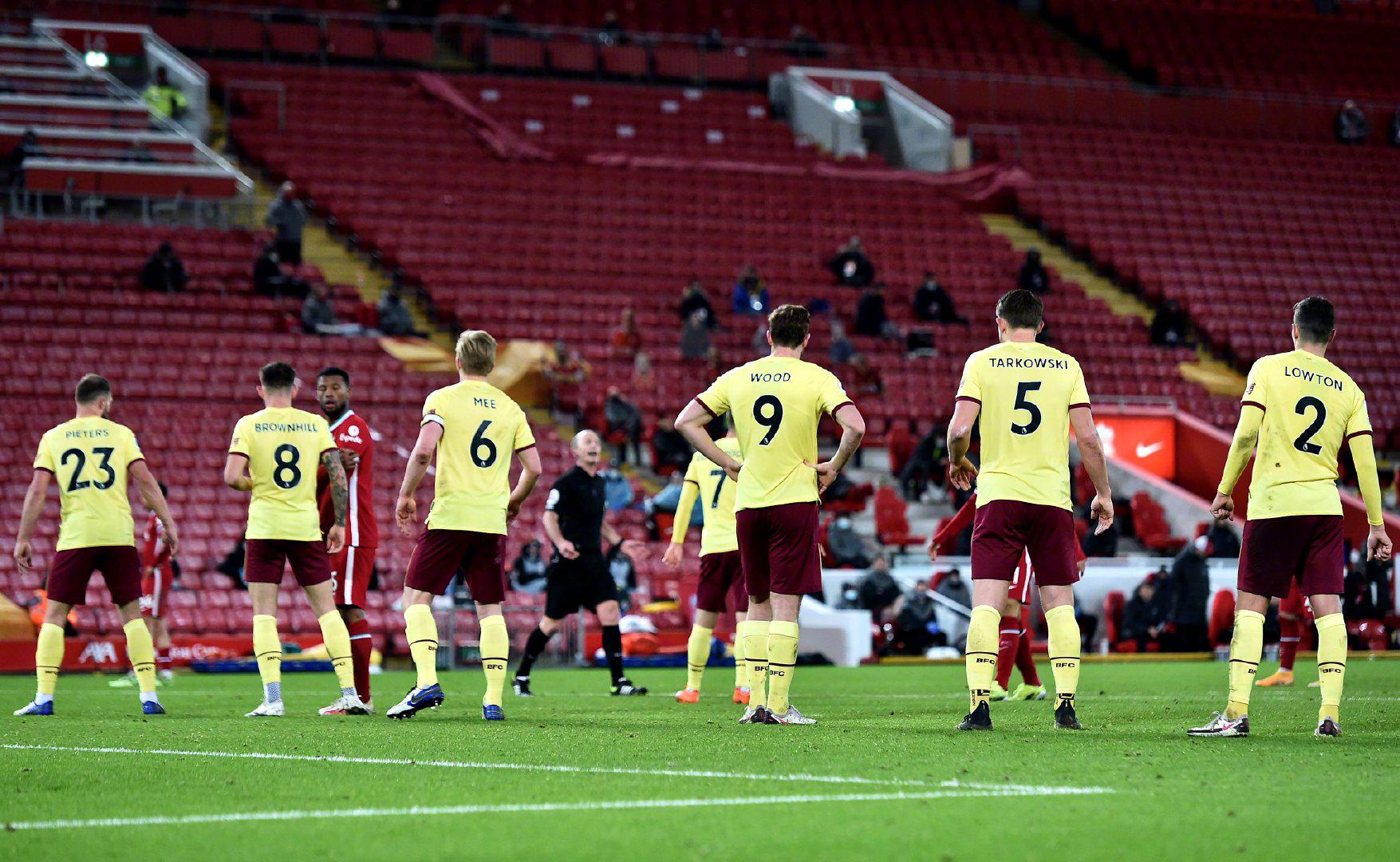 名前列的實 名前列的實